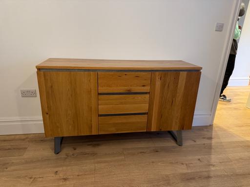 Buy & Sell Burgess Hill Mid Sussex - Photos for Oak sideboard