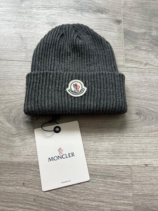 Buy & Sell Patterton East Renfrewshire - Photos for Grey Moncler beanie