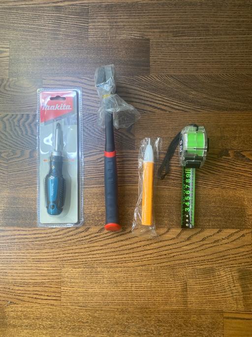 Buy & Sell Kennington South East London - Photos for New Tool Set – Makita, Hammer, Tester & Tape