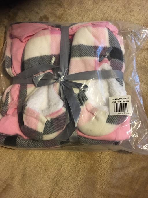Buy & Sell Trimdon Grange County Durham - Photos for PJ & slipper set