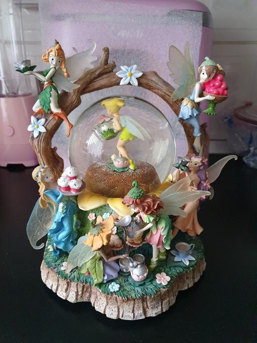 Buy & Sell Upper Gornal Dudley - Photos for large Disney snowglobe tinkerbell