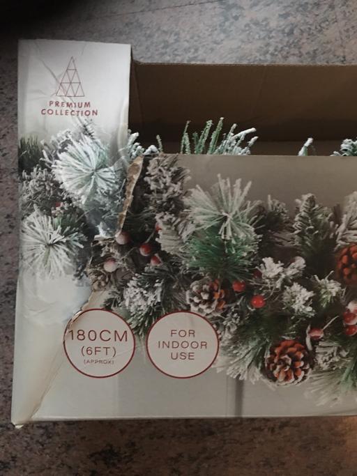 Buy & Sell Trimdon Grange County Durham - Photos for New Xmas garland