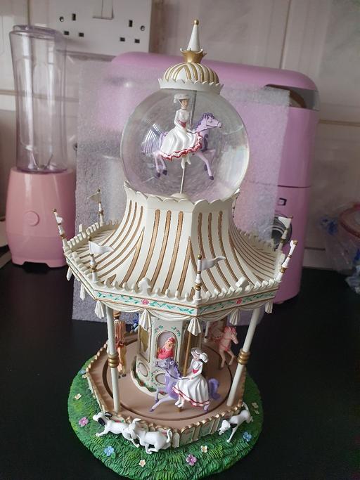 Buy & Sell Upper Gornal Dudley - Photos for large Disney snowglobe Mary poppins