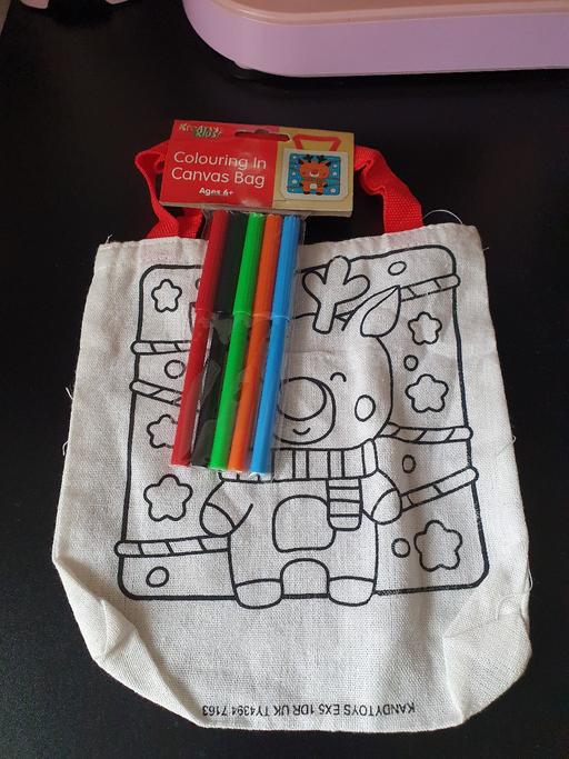 training Upper Gornal Dudley - Photos for Christmas colouring canvas bag set