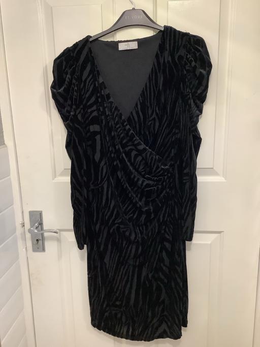 Buy & Sell Woodsetton Dudley - Photos for Wallis party dress 14
