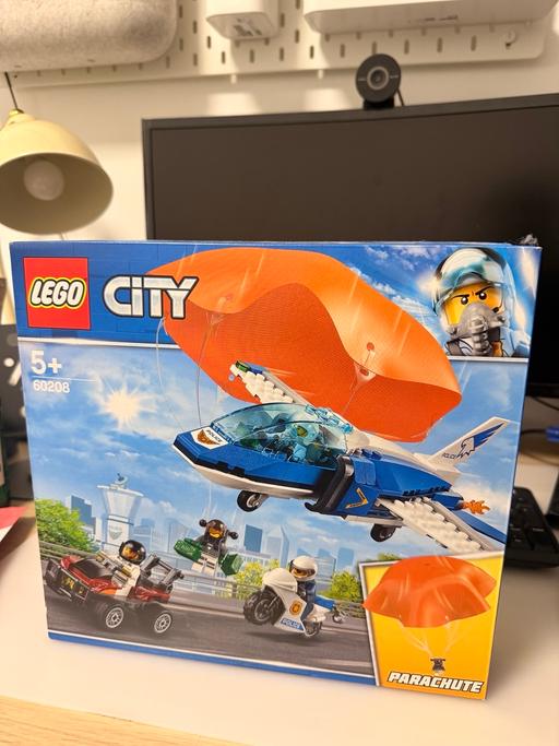 Buy & Sell Birmingham City Centre Birmingham - Photos for LEGO City 60208 Sky Police Parachute Arrest