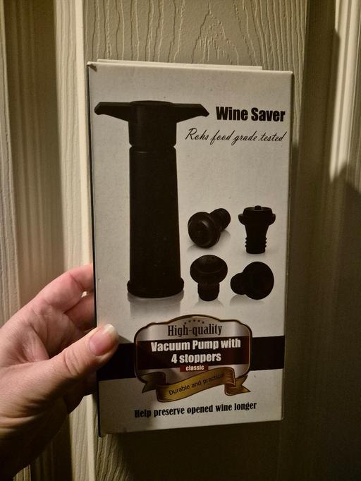 Buy & Sell Crumpsall Manchester - Photos for new Wine Saver Vacuum Pump With 4 Stoppers