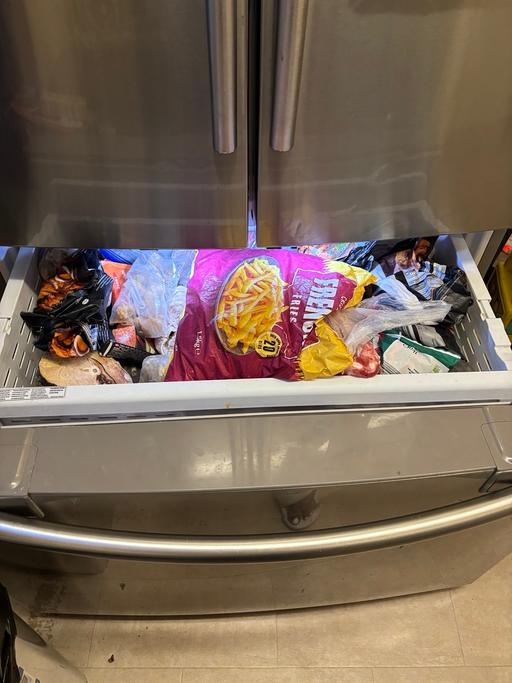 Buy & Sell Blackhorse Road East London - Photos for Samsung Fridge freezer