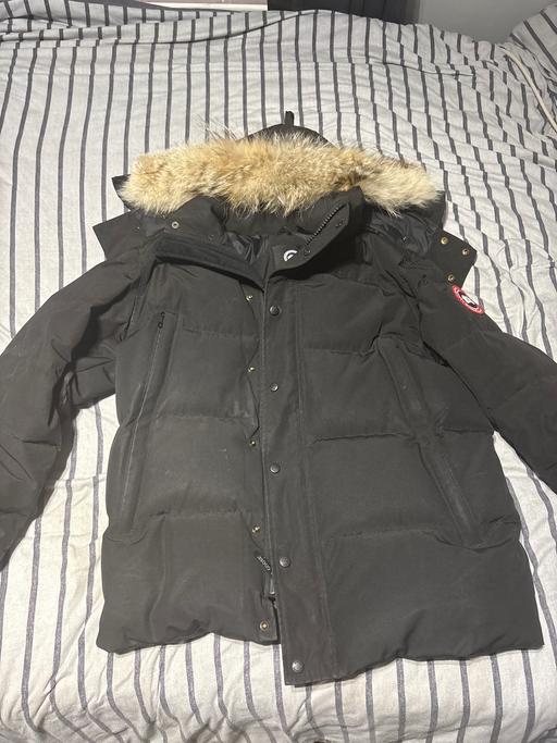Buy & Sell Wandsworth Road South West London - Photos for Black Canada Goose Wyndham Parka
