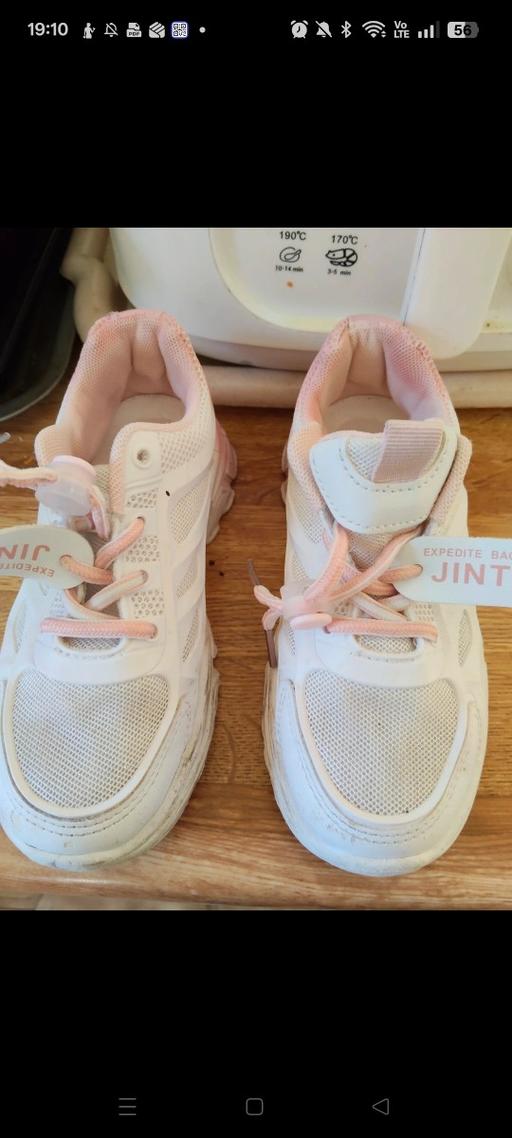 Buy & Sell Ponthenry Carmarthenshire - Wales - Photos for Kids trainers