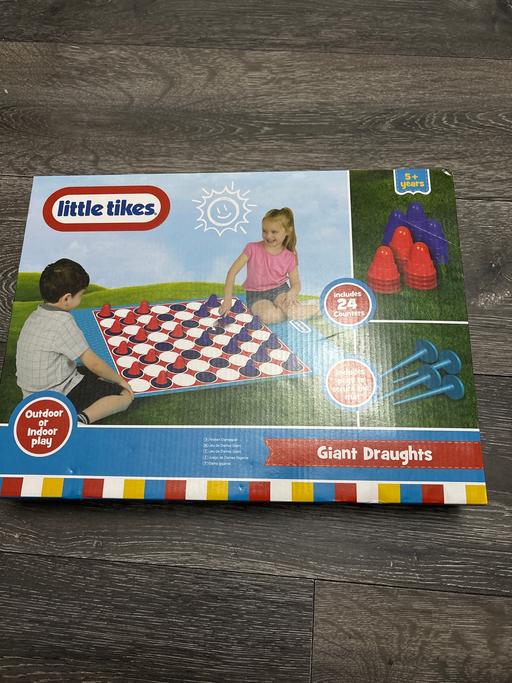Buy & Sell Woodsetton Dudley - Photos for Little tikes giant draughts