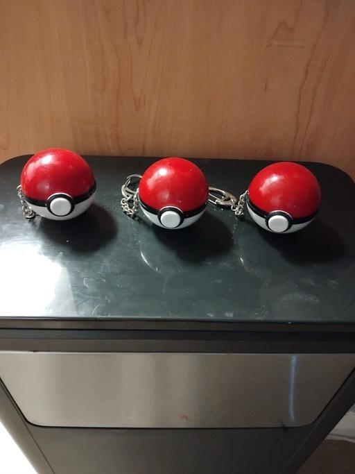 Buy & Sell Stow Heath Wolverhampton - Photos for 3 Pokemon Balls.