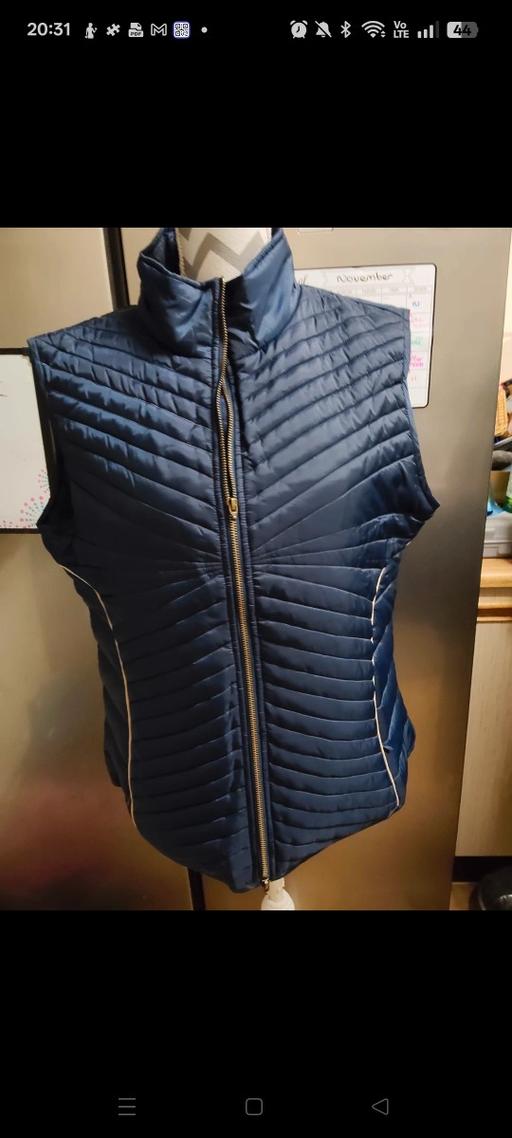 Buy & Sell Ponthenry Carmarthenshire - Wales - Photos for Body warmer