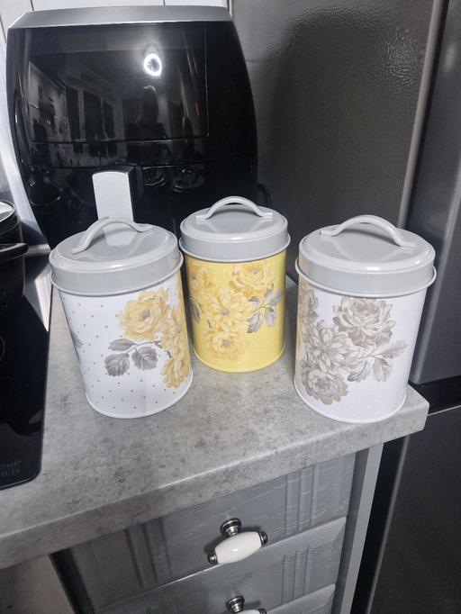 Buy & Sell Scholes Rotherham - Photos for 3 large storage tins