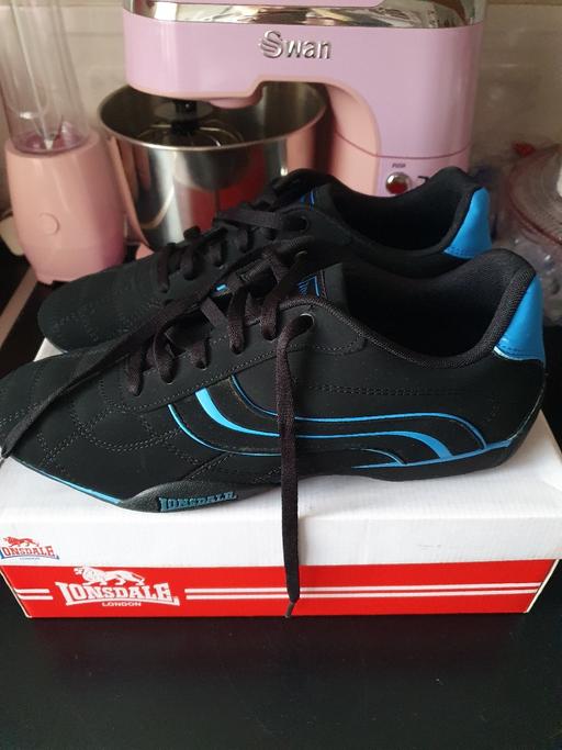 Buy & Sell Upper Gornal Dudley - Photos for men's Lonsdale trainers
