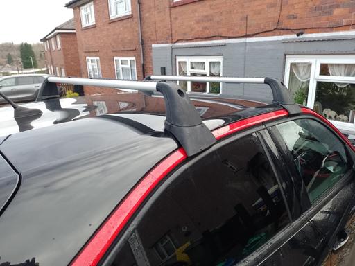 Vehicles Dudley Town Centre Dudley - images_alt_text Genuine Vauxhall Mokka roof bars