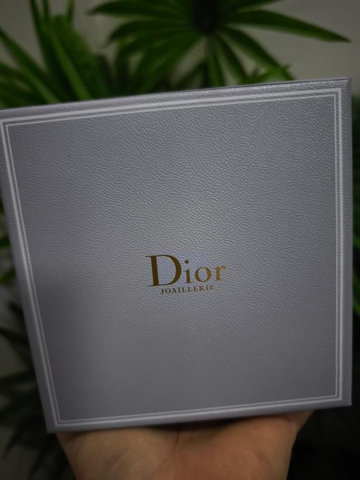Buy & Sell Victoria Docks East London - Photos for Dior empty box
