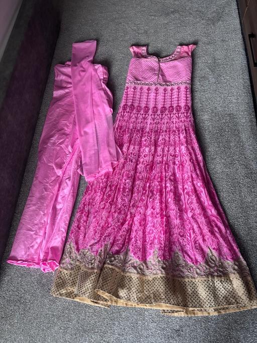 Buy & Sell Catherine-De-Barnes Solihull - Photos for Girls Pink and gold Indian dress size XS