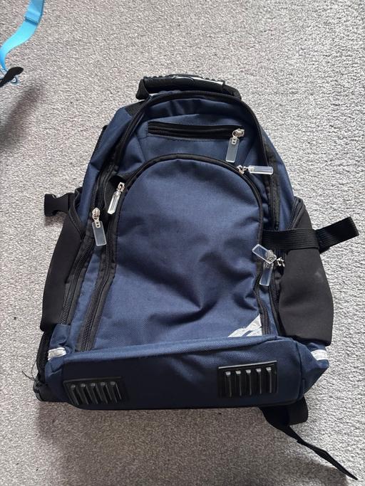 Buy & Sell Catherine-De-Barnes Solihull - Photos for Unisex back pack in blue