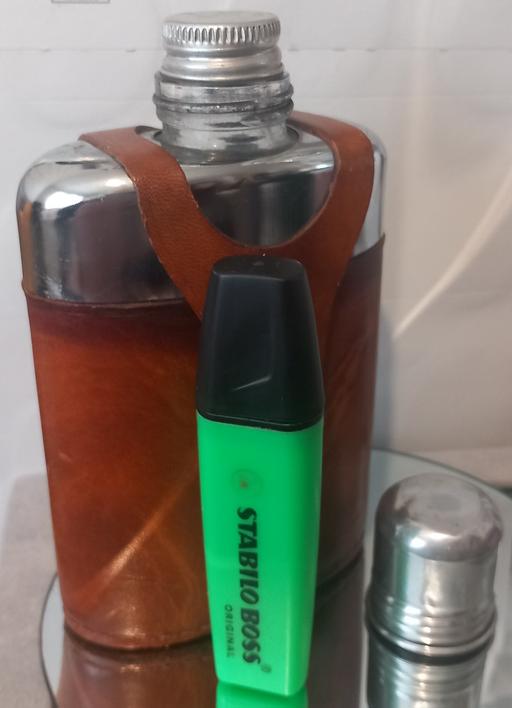 Buy & Sell Thatto Heath Saint Helens - Photos for vintage leather hip flask