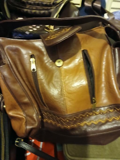 Buy & Sell Holly Hall Dudley - Photos for nice brown handbag