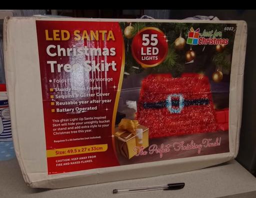 Buy & Sell Northfield Birmingham - Photos for Bnib Light up Xmas Tree Skirt