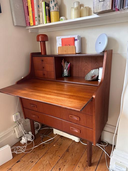 Buy & Sell Wandsworth Road South West London - images_alt_text Scandinavian Style Pull Out Desk