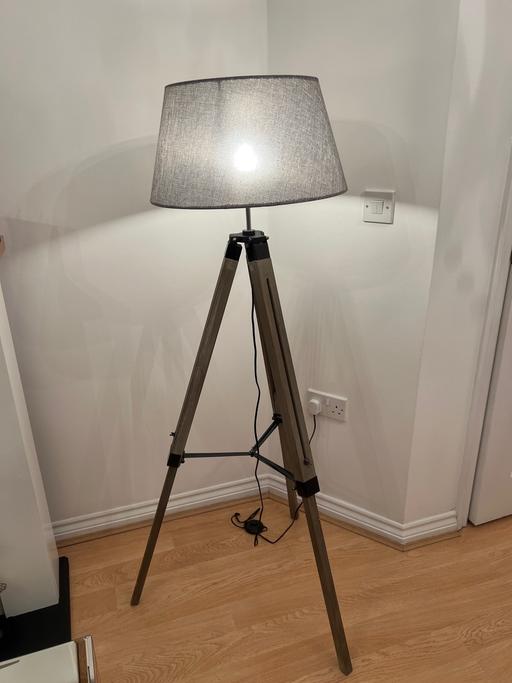 Buy & Sell Pity Me County Durham - Photos for Grey floor lamp