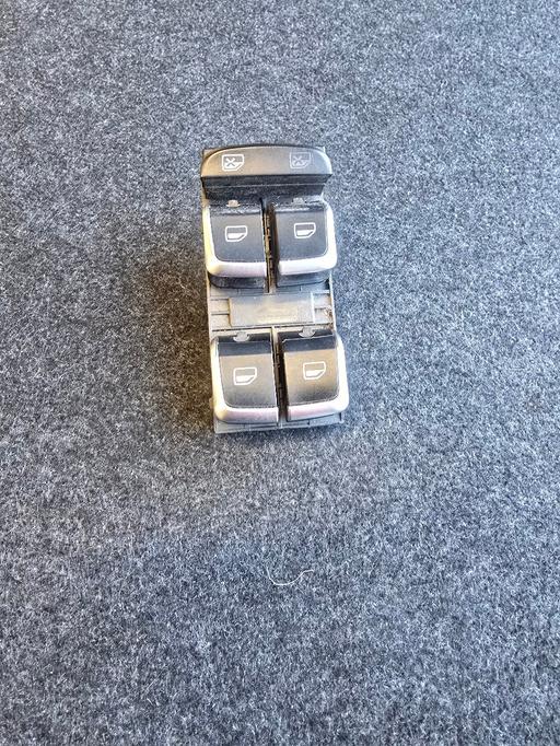 Vehicles Bradmore Wolverhampton - Photos for AUDI A4 8K2 8K B8 Front Left Door Window Swit