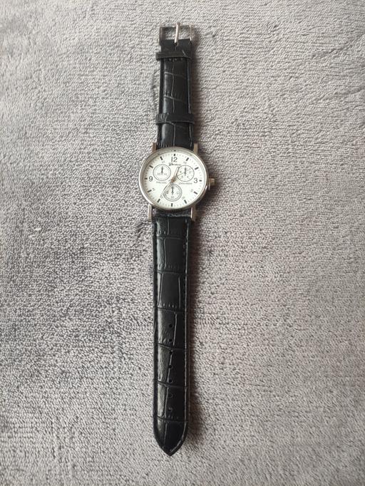 Buy & Sell Grafton Street Industrial Estate West Northamptonshire - Photos for New watch