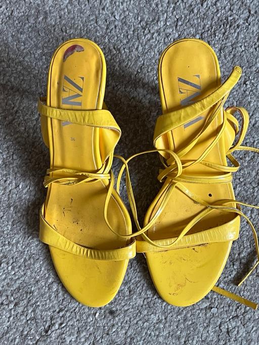 Buy & Sell Charing Cross Central London - Photos for Zara heels