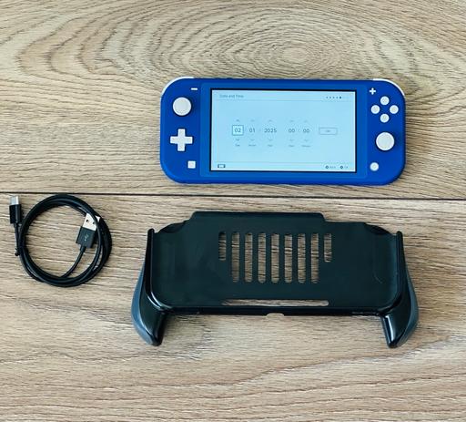 Buy & Sell Lye Dudley - Photos for Nintendo Switch Lite - Blue - Good Condition