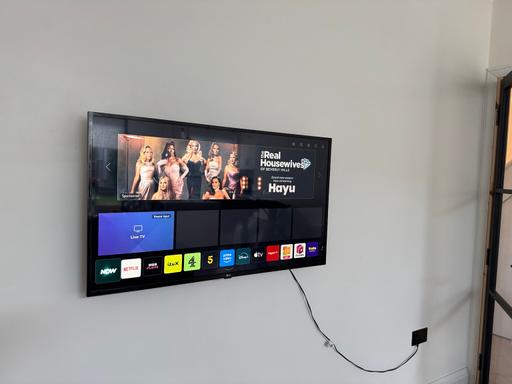 Buy & Sell Neasden North West London - Photos for 42” LG TV - smart TV with remote control