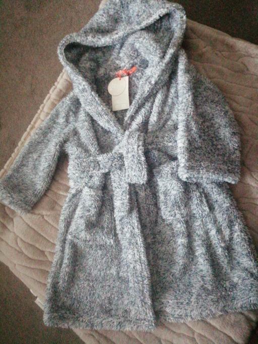 Buy & Sell Heath Town Wolverhampton - Photos for New age 3 to 4 years soft robe