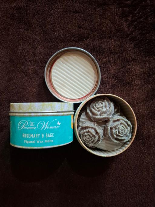 Buy & Sell Woodsetton Dudley - Photos for WAX MELTS