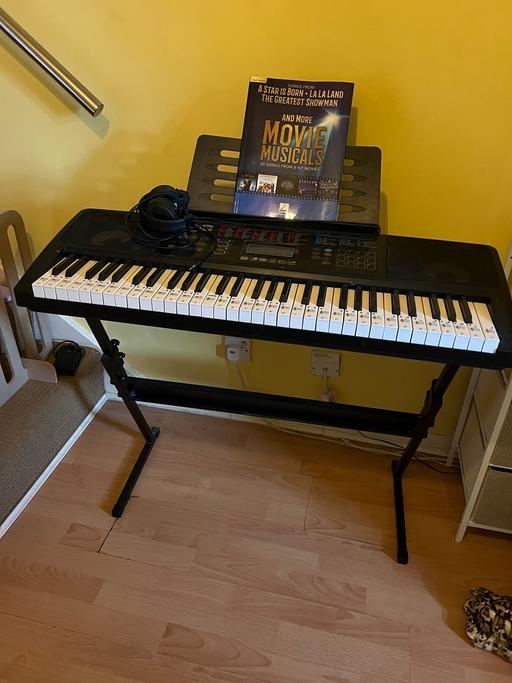 Buy & Sell Lamorbey South East London - Photos for Keyboard on stand