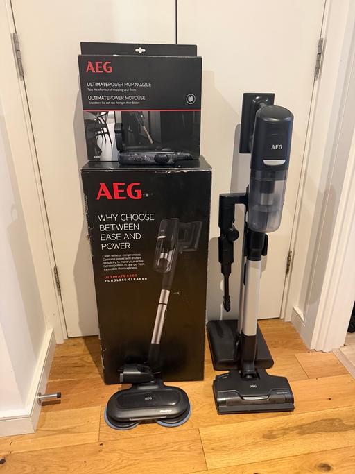 Buy & Sell Kennington South East London - Photos for AEG 8000 vacuum cleaner with mop attachment