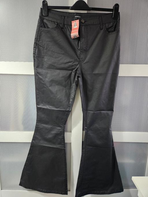 Buy & Sell Weston Point Halton - Photos for 🌟NEW🌟 Size 14 BOOHOO coated flared jeans