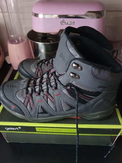 Buy & Sell Upper Gornal Dudley - Photos for men's gelert walking boots