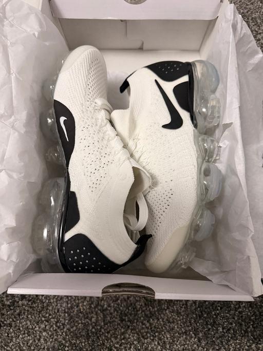 Buy & Sell Ashton-on-Ribble Preston - Photos for Nike Air Vapormax flyknit white shoes