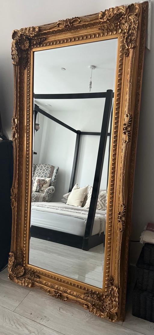 Buy & Sell Wapping East London - Photos for Gold Carved Mirror