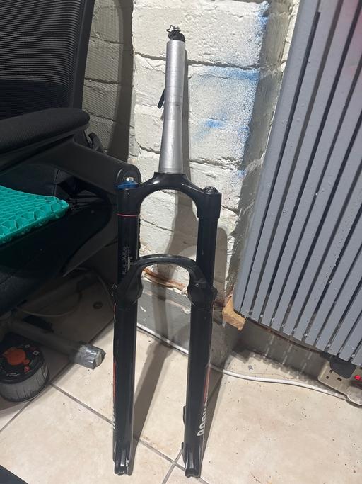 Buy & Sell Neasden North West London - Photos for Suspension Fork ( model RLT )