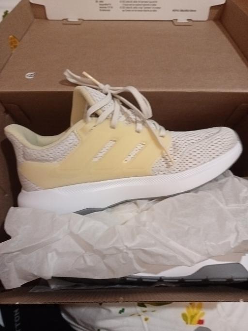 Buy & Sell Nunhead South East London - Photos for Adidas ultima sho 2.0 new in box size 5