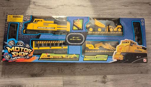 Buy & Sell Ettingshall Wolverhampton - Photos for Motorshop Construction Express Train Set