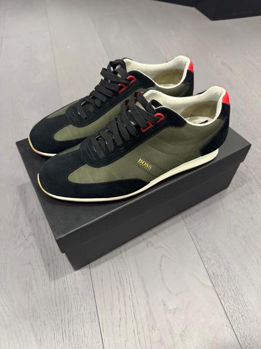 Buy & Sell Childwall Liverpool - Photos for Hugo boss trainers