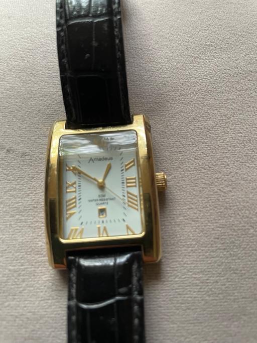 Buy & Sell North West Industrial Estate County Durham - Photos for Man’s Quartz Amadeus gold watch