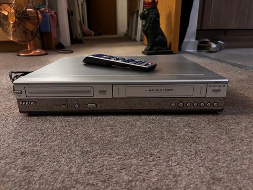 Buy & Sell Tooting Broadway South West London - Photos for DVD and VHS player