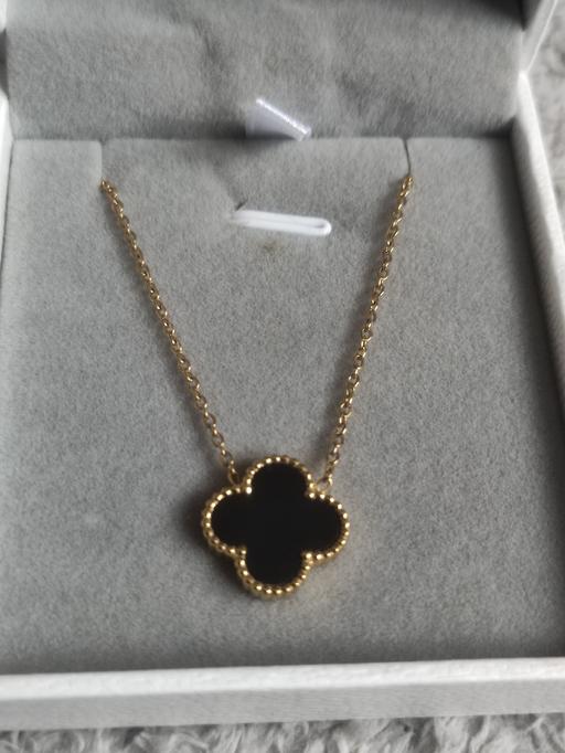 Buy & Sell Grafton Street Industrial Estate West Northamptonshire - Photos for New beautiful necklace chain