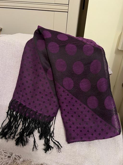 Buy & Sell Hetton-Le-Hole Sunderland - Photos for Womens Scarf ( New )