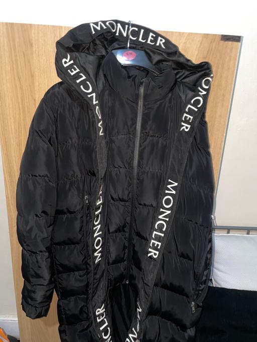 Buy & Sell Forest Gate East London - Photos for Moncler jacket